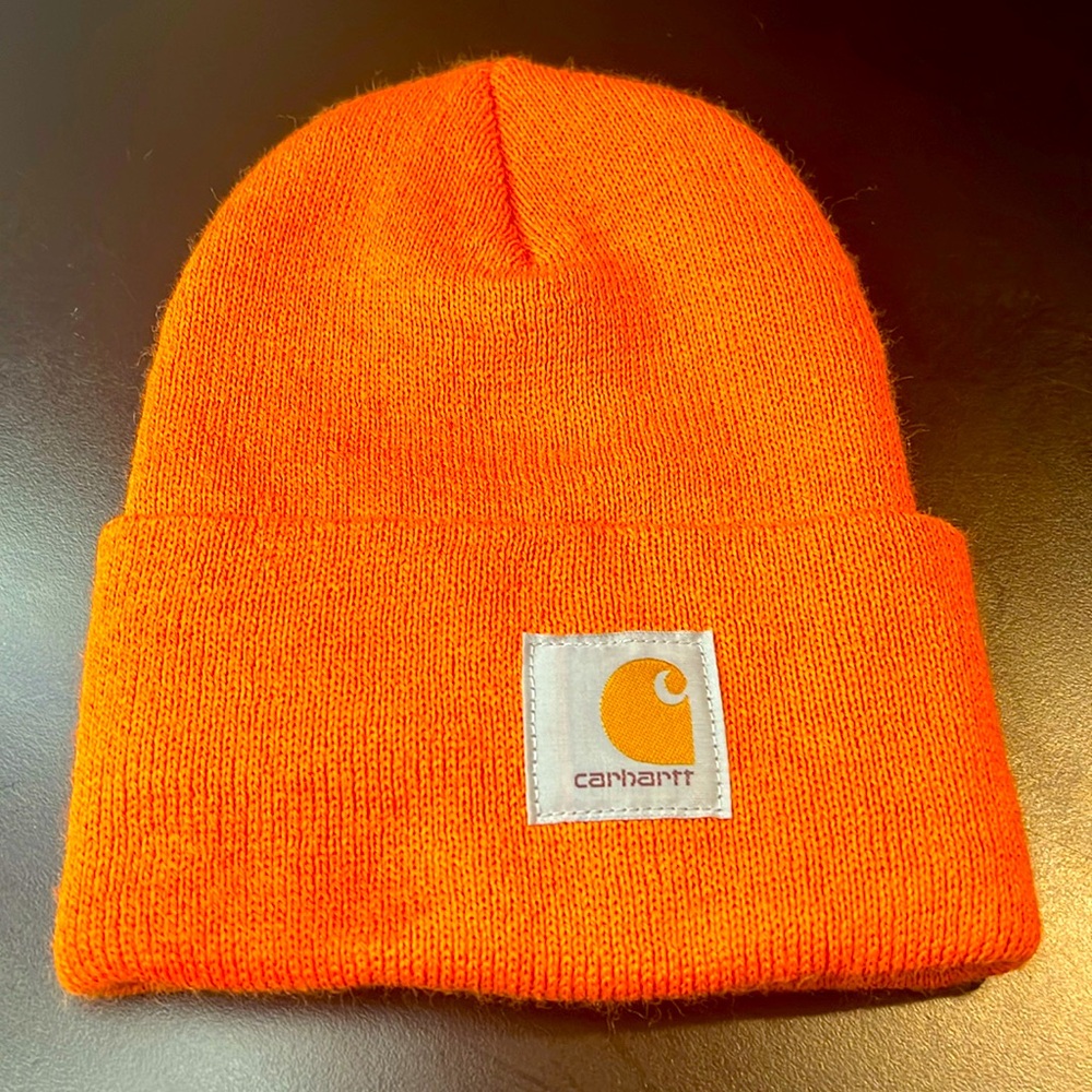 Euc: carhartt beanee hat orange color